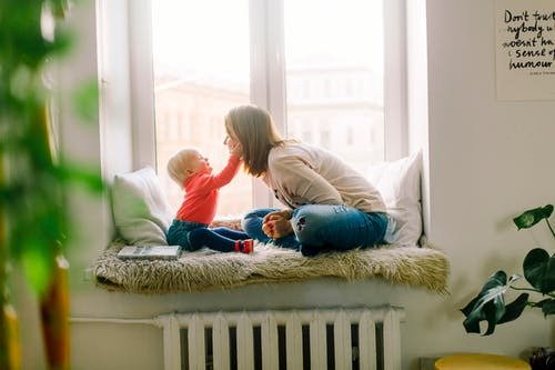 Why Do Insurance Companies Offer Discounts for Bundling Policies?